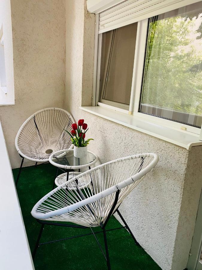 Sellada Apartament - Free Private Parking,Ac,Wi-Fi Carei Eksteriør billede
