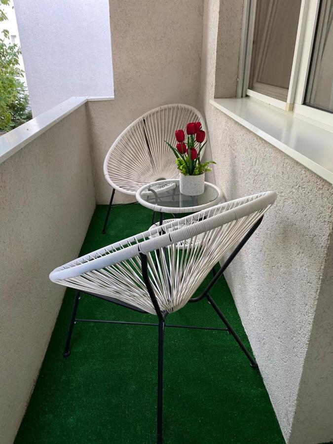 Sellada Apartament - Free Private Parking,Ac,Wi-Fi Carei Eksteriør billede